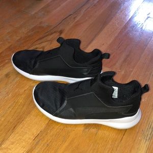 Very Comfortable No-Lace Sneakers
